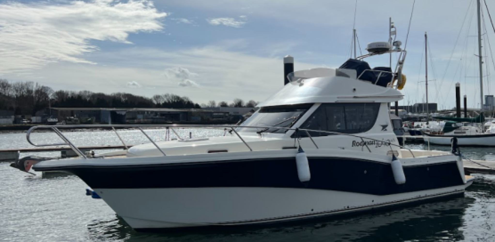 Motorboat Refresher & Experience Building - Solent Boat Training