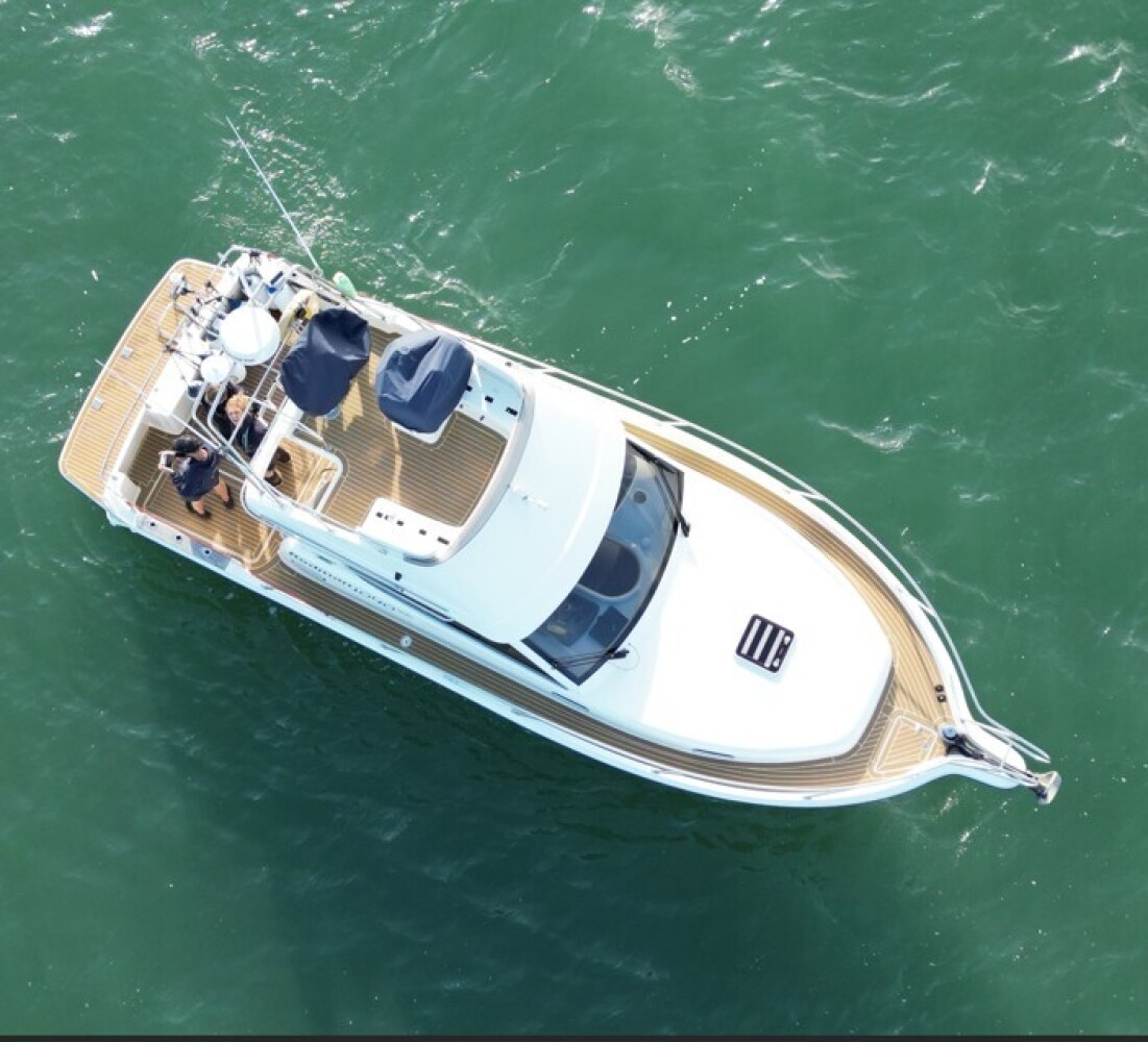 Motorboat Refresher & Experience Building - Solent Boat Training