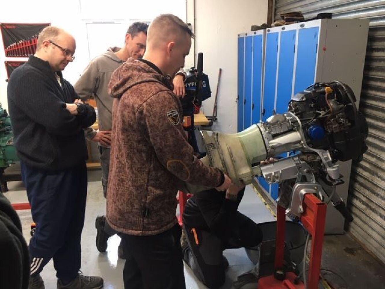 SBT Petrol Outboard Engine User & Maintenance Course