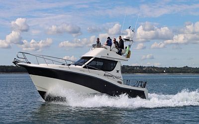 RYAMotorboatCruisingCourses-SolentBoatTraining.jpg